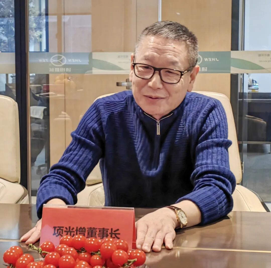 Exploring New Opportunities for Collaboration! Professor Liu Fang from South China University of Technology Visits Jhenten Machinery(圖3) Exploring New Opportunities for Collaboration! Professor Liu Fang from South China University of Technology Visits Jhenten Machinery(圖3)